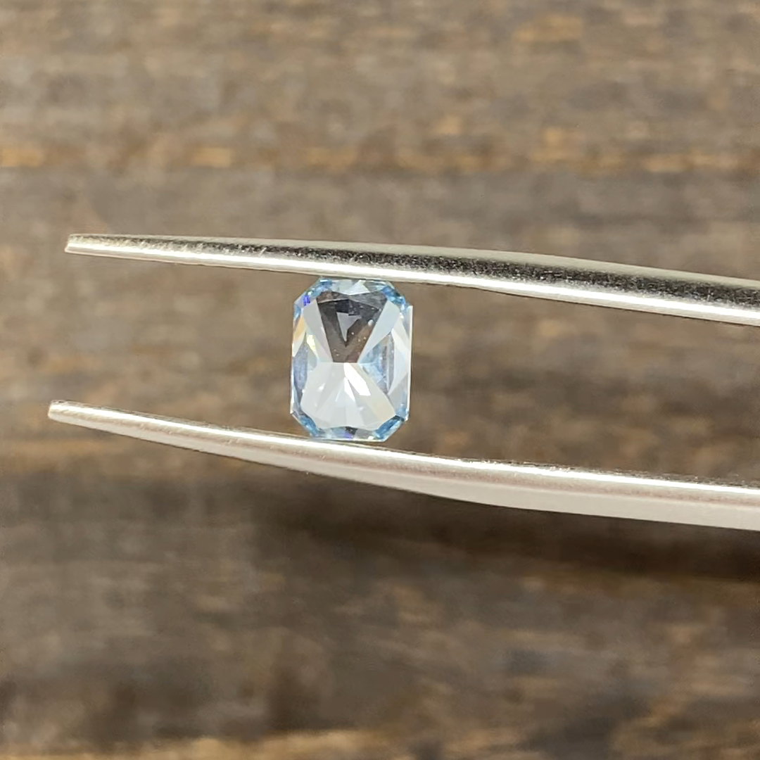 1.046 Ct Radiant Cut Fancy Blue Lab Diamond VS