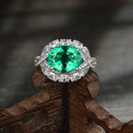 Load image into Gallery viewer, Twist Band 3.5 Ct Lab Emerald Engagement Ring
