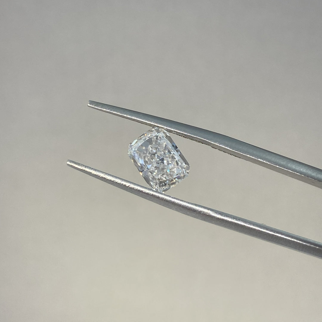 Radiant Cut Lab Diamond 2.009 Ct HI VS