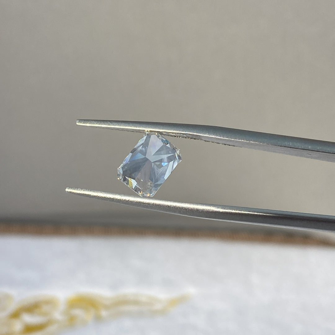 Radiant Cut Lab Diamond 2.155 Ct G VS