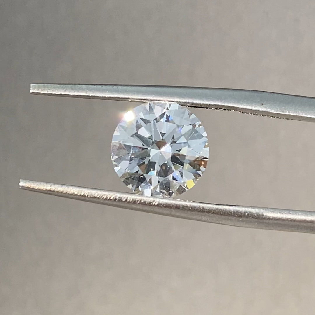 Round Cut Lab Diamond 2.002 Ct GH VS2