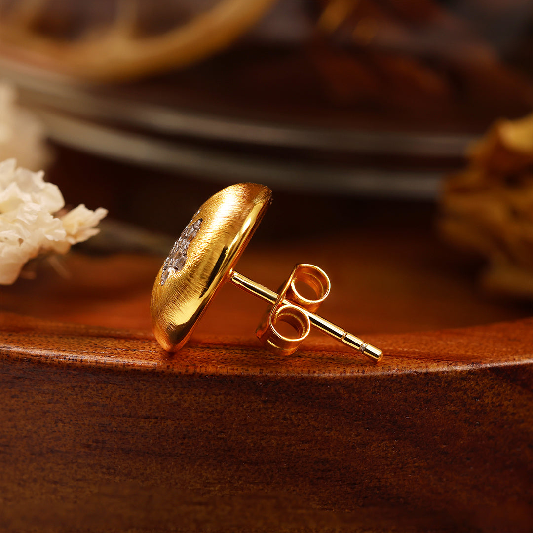 Boucles d'oreilles en rubis de laboratoire taille poire avec plumes de phénix