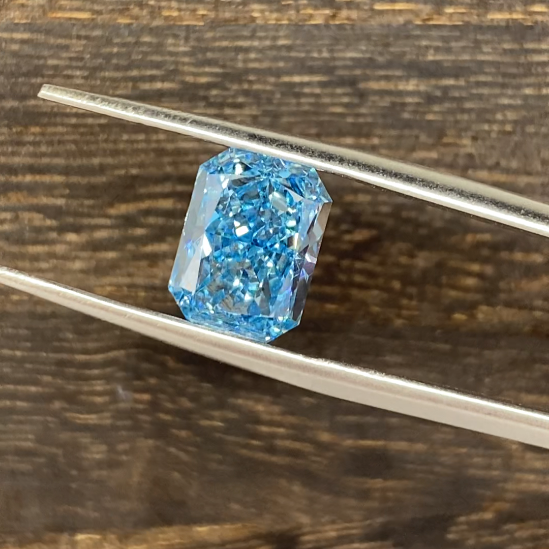 3.015 Ct Radiant Cut Fancy Blue Lab Diamond VS2