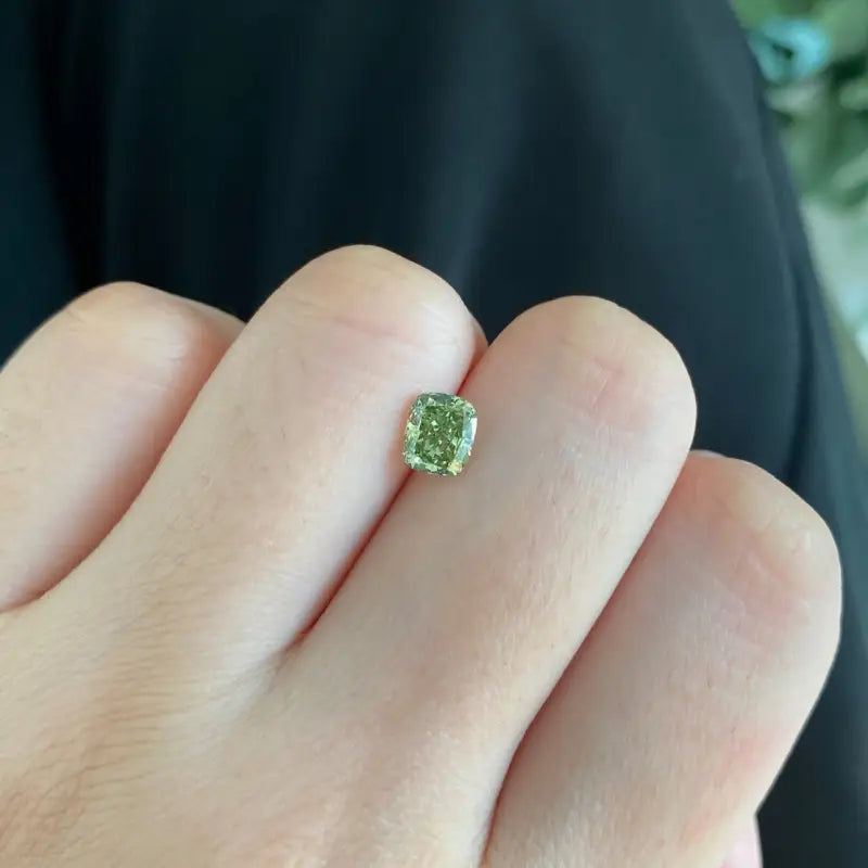 IGI Certified Cushion Cut 1.01 Ct Fancy Intense Green Lab Diamond VS2 Clarity - Gemstone