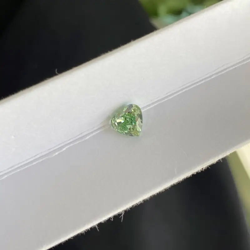 IGI Certified Heart Shape 1.70 Ct Fancy Intense Green Lab Diamond VS1 Clarity - Gemstone