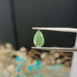 Load and play video in Gallery viewer, IGI Certified Pear Cut 1.05 Ct Fancy Intense Green Lab Diamond VS1 Clarity
