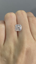 Load and play video in Gallery viewer, Cushion Cut Lab Diamond 3.015 Ct G VS
