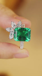 Load and play video in Gallery viewer, Pear Cluster 6.5 Ct Lab Emerald Double Four Prongs Engagement Ring
