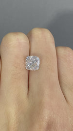 Load and play video in Gallery viewer, Cushion Cut Lab Diamond 2.5 Ct G VS
