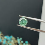 Charger et lire la vidéo dans la visionneuse de galerie, Diamant de laboratoire vert intense de 1,75 ct, taille portugaise certifiée IGI, pureté VS1 
