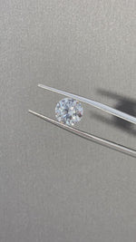 Load and play video in Gallery viewer, Round Cut Lab Diamond 2.114 Ct G VS1
