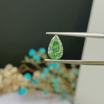 Load and play video in Gallery viewer, IGI Certified Pear Cut 1.7 Ct Fancy Intense Green Lab Diamond VS1 Clarity
