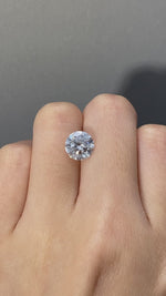 Load and play video in Gallery viewer, Round Cut Lab Diamond 2.123 Ct G VS1
