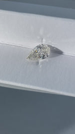 Load and play video in Gallery viewer, Pear Cut Lab Diamond 1.557 Ct FG VS
